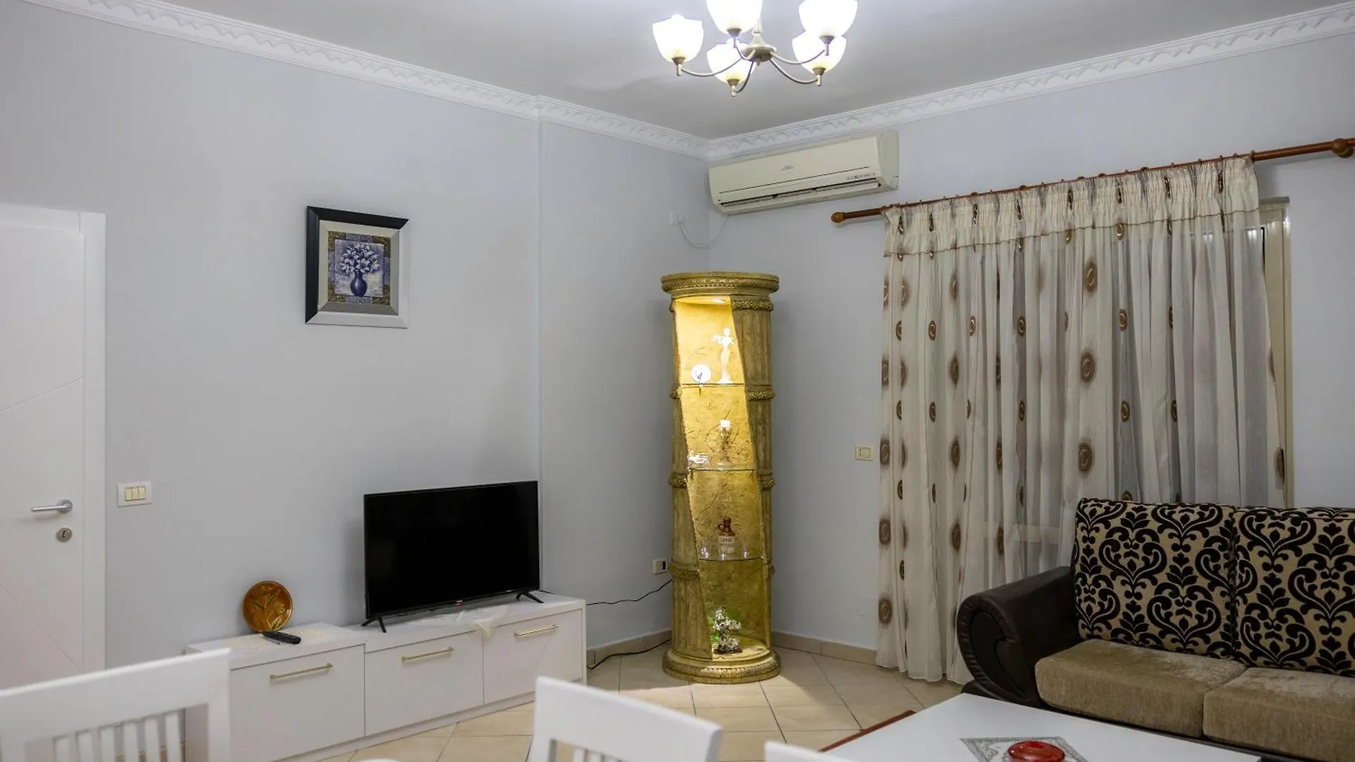Ozzy Apartment Shkodër